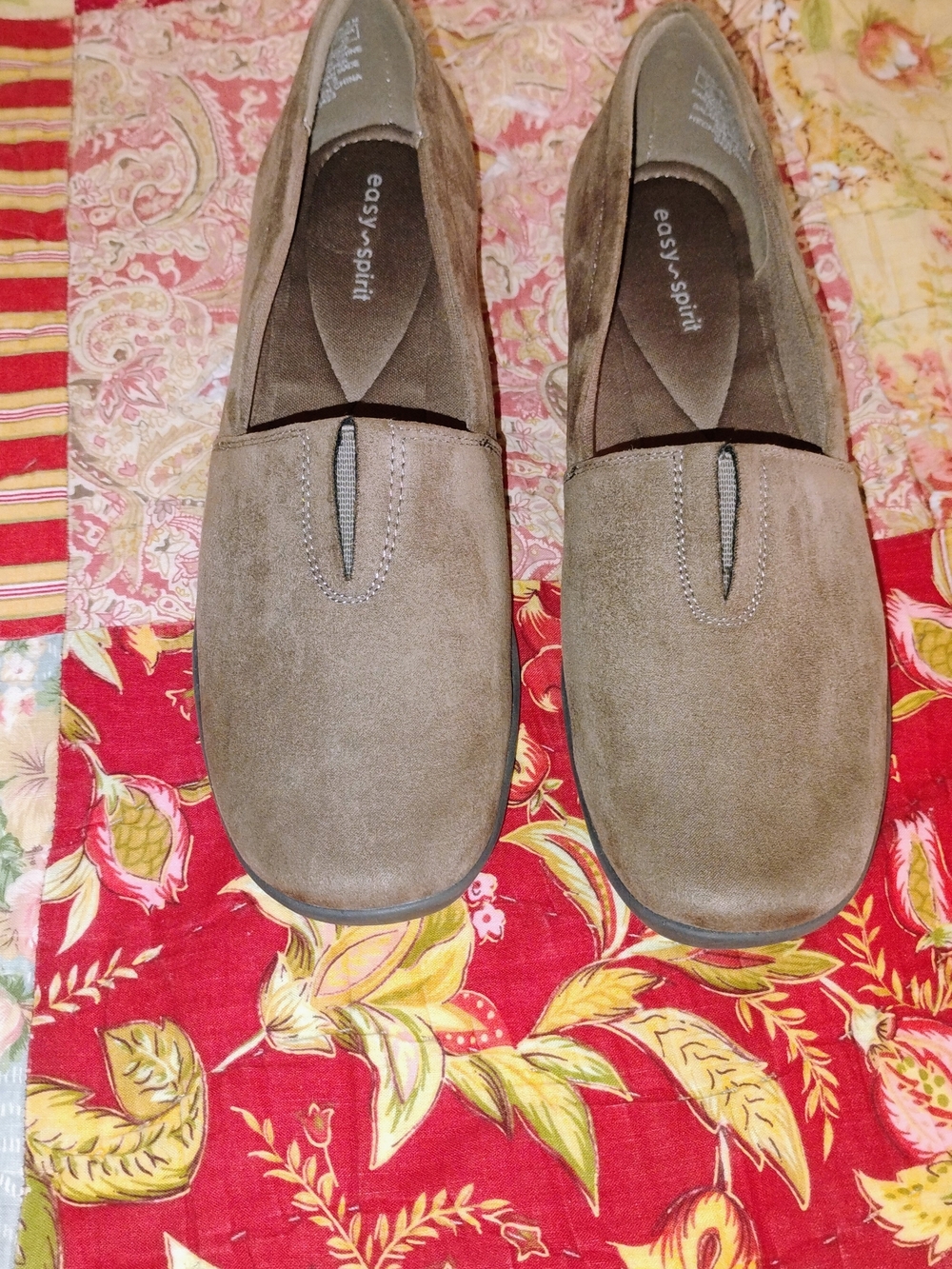 Easy Spirit Women Casual Slip-On Loafers in Brown